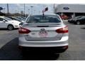 Ingot Silver - Focus Titanium Sedan Photo No. 4