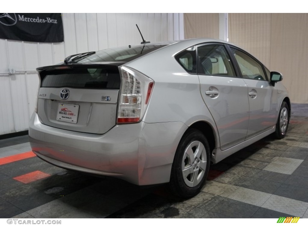 2010 Prius Hybrid IV - Classic Silver Metallic / Misty Gray photo #8