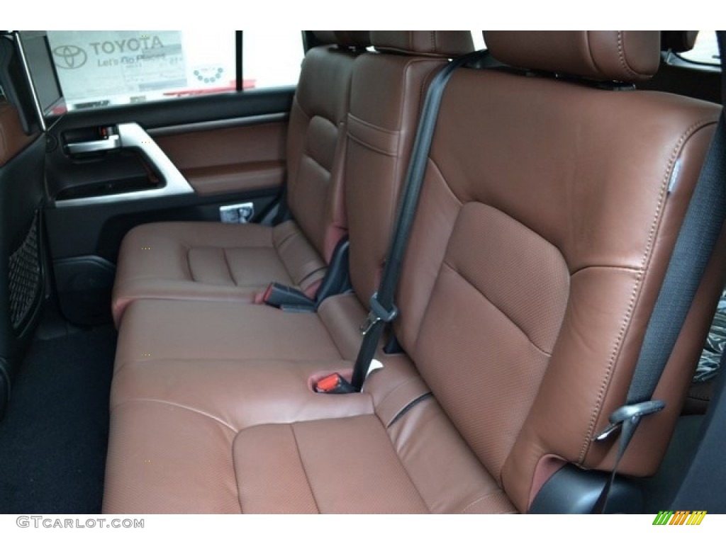 2016 Toyota Land Cruiser 4WD Rear Seat Photo #111455941