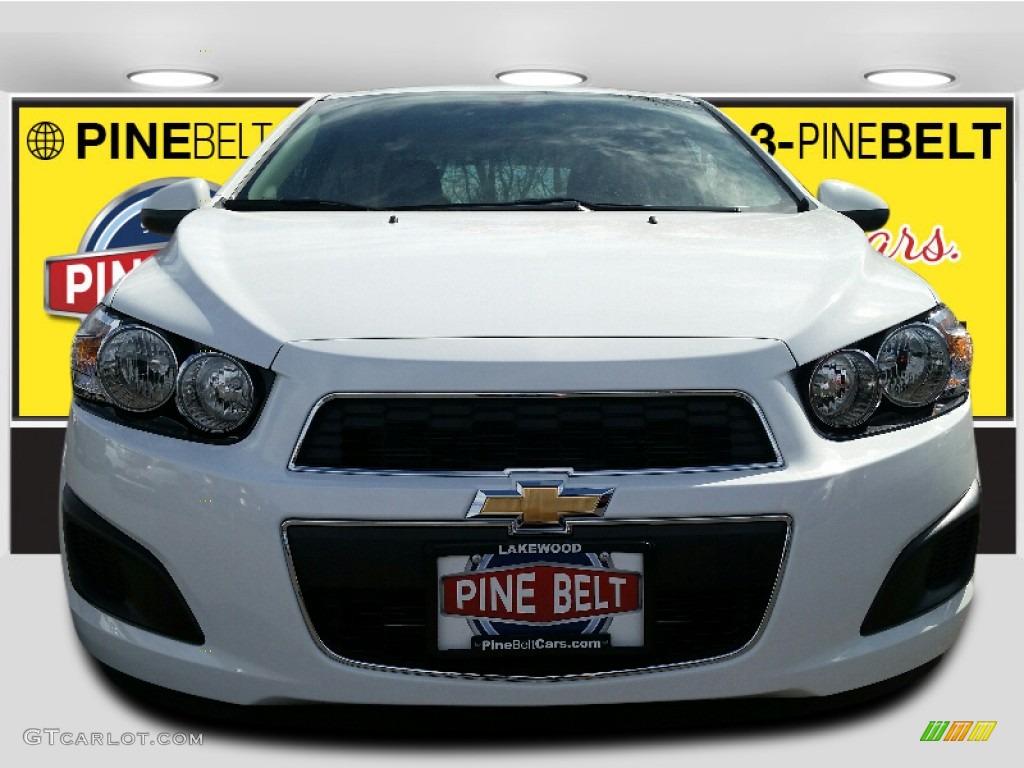 2016 Sonic LT Sedan - Summit White / Jet Black/Dark Titanium photo #1