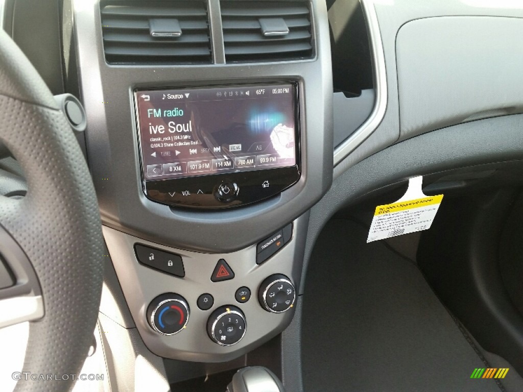 2016 Sonic LT Sedan - Summit White / Jet Black/Dark Titanium photo #4