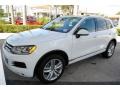 2014 Pure White Volkswagen Touareg V6 Executive 4Motion  photo #4