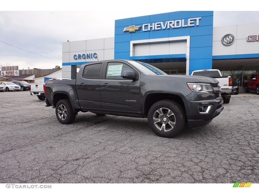 Cyber Gray Metallic Chevrolet Colorado