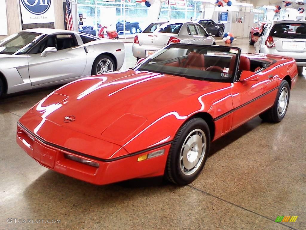 Bright Red 1986 Chevrolet Corvette Convertible Exterior Photo #11146720