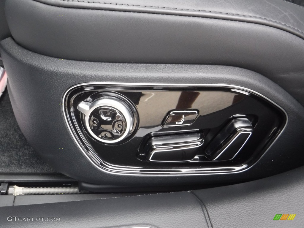2016 Audi A8 L 3.0T quattro Controls Photo #111467236