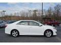 Super White - Camry SE Photo No. 2
