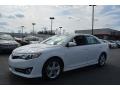Super White - Camry SE Photo No. 7