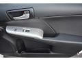 Super White - Camry SE Photo No. 14