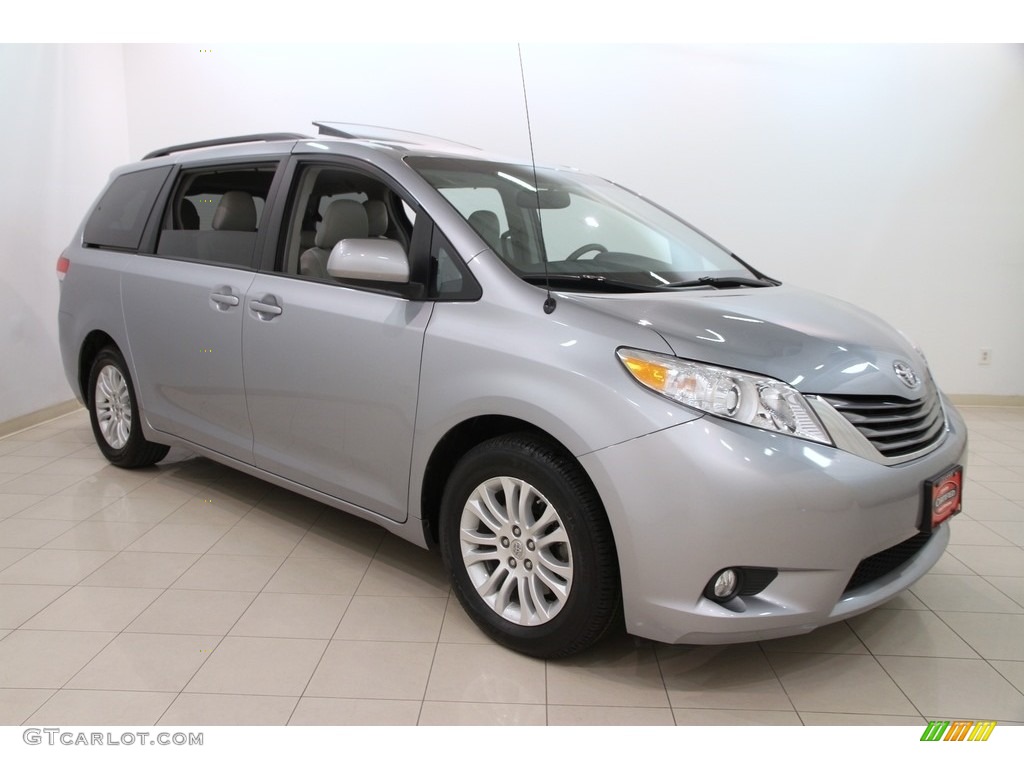 2014 Sienna XLE - Silver Sky Metallic / Light Gray photo #1