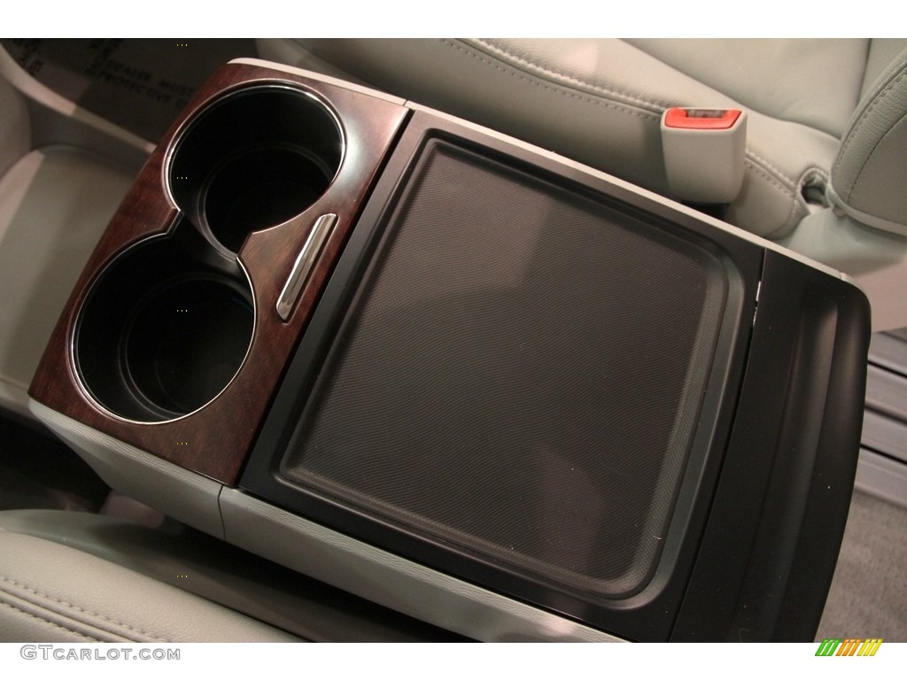 2014 Sienna XLE - Silver Sky Metallic / Light Gray photo #14