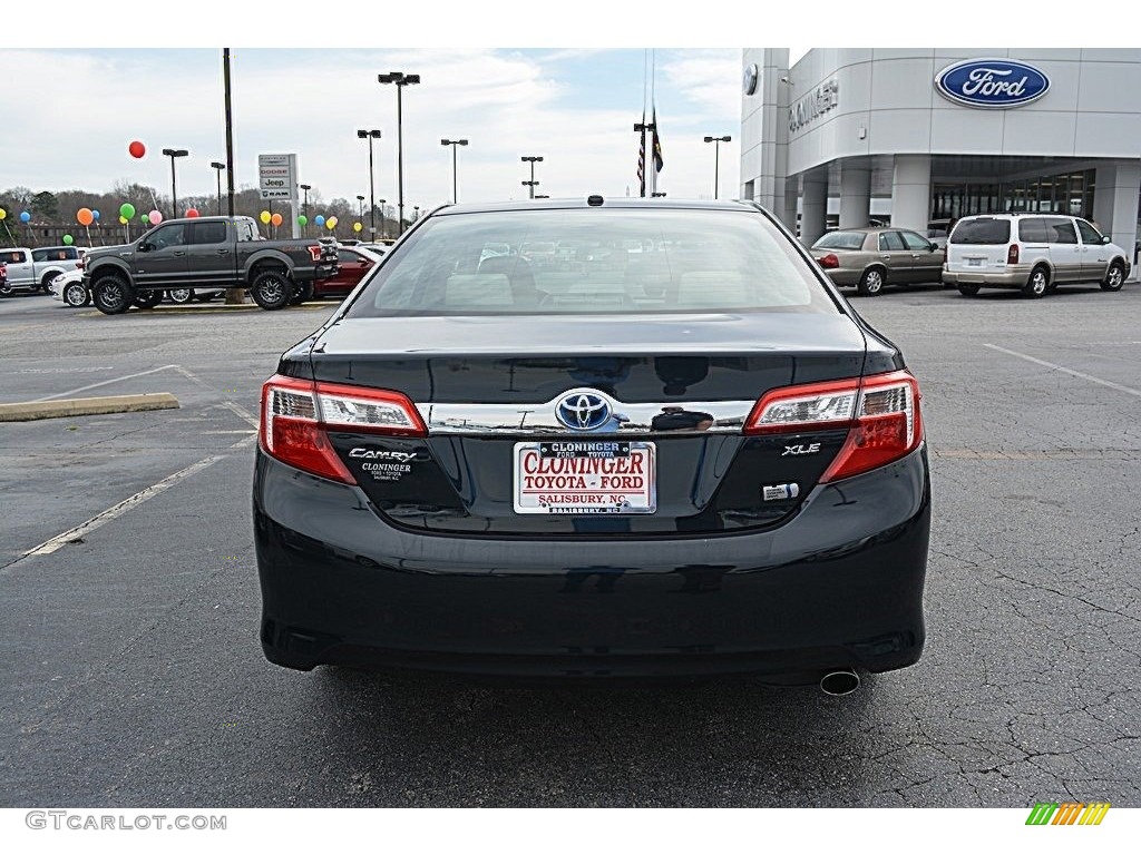 2014 Camry Hybrid XLE - Parisian Night Pearl / Ivory photo #4