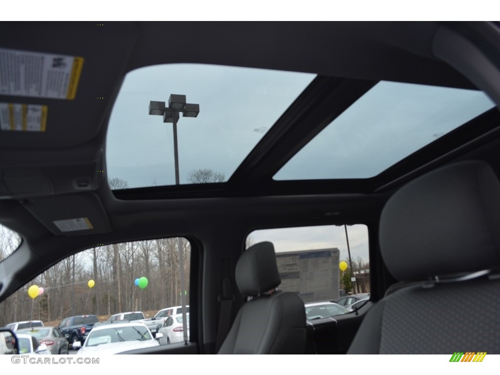 2016 F150 XLT SuperCrew 4x4 - Shadow Black / Medium Earth Gray photo #8