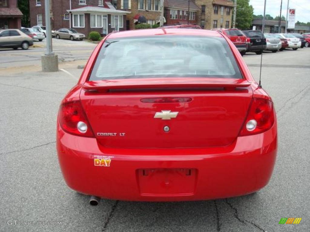 2006 Cobalt LT Sedan - Victory Red / Gray photo #3