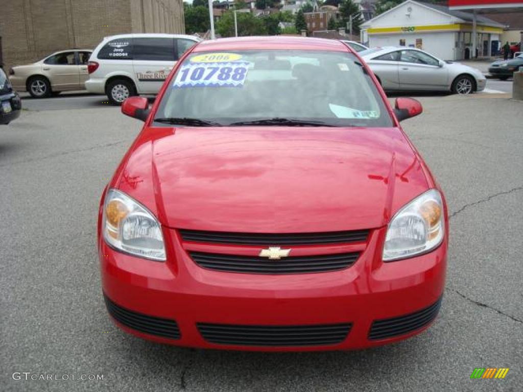 2006 Cobalt LT Sedan - Victory Red / Gray photo #6