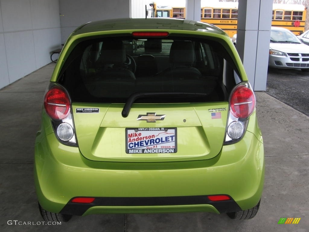 2013 Spark LT - Jalapeno (Green) / Green/Green photo #16