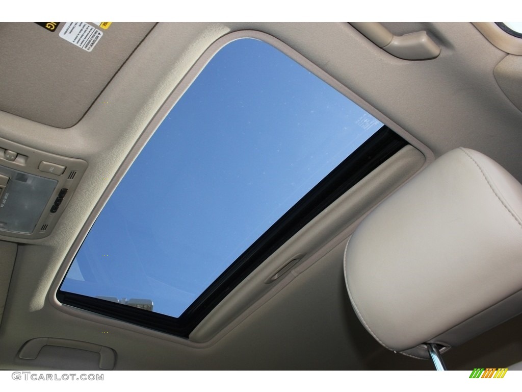 2004 RX 330 - Crystal White Pearl / Ivory photo #34