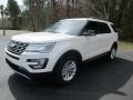 2016 White Platinum Metallic Tri-Coat Ford Explorer XLT  photo #9