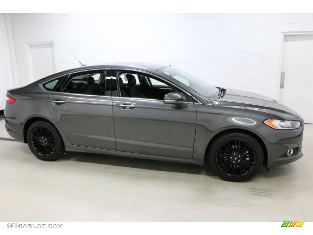 2016 Fusion SE AWD - Magnetic Metallic / Charcoal Black photo #1