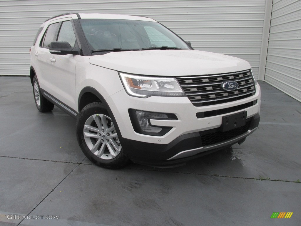 White Platinum Metallic Tri-Coat Ford Explorer