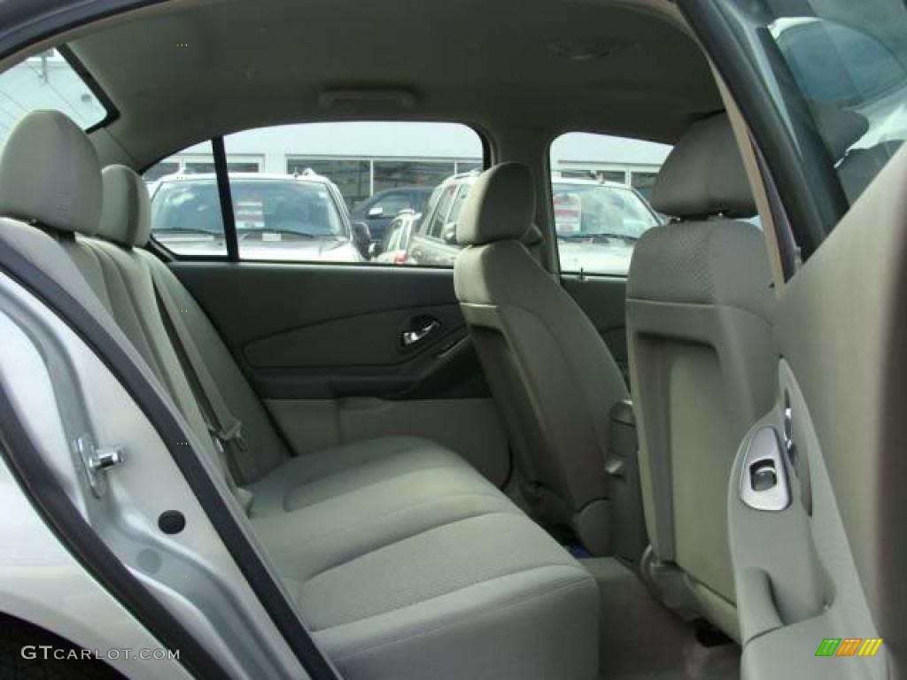 2006 Malibu LS Sedan - Silverstone Metallic / Titanium Gray photo #12