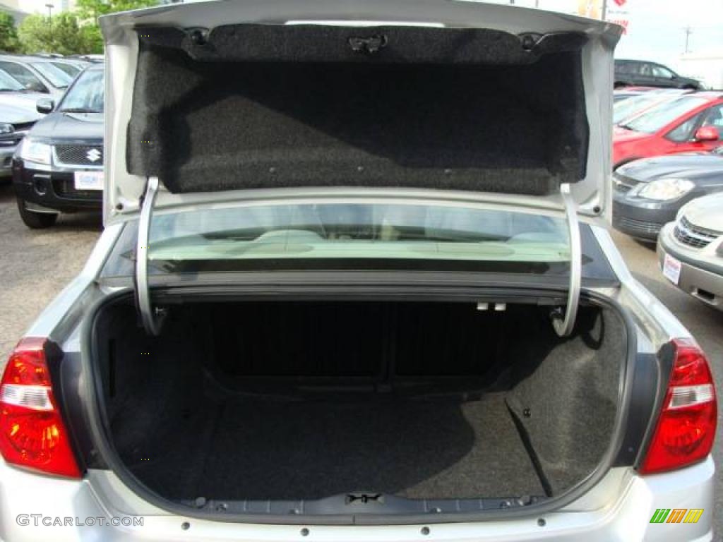 2006 Malibu LS Sedan - Silverstone Metallic / Titanium Gray photo #13