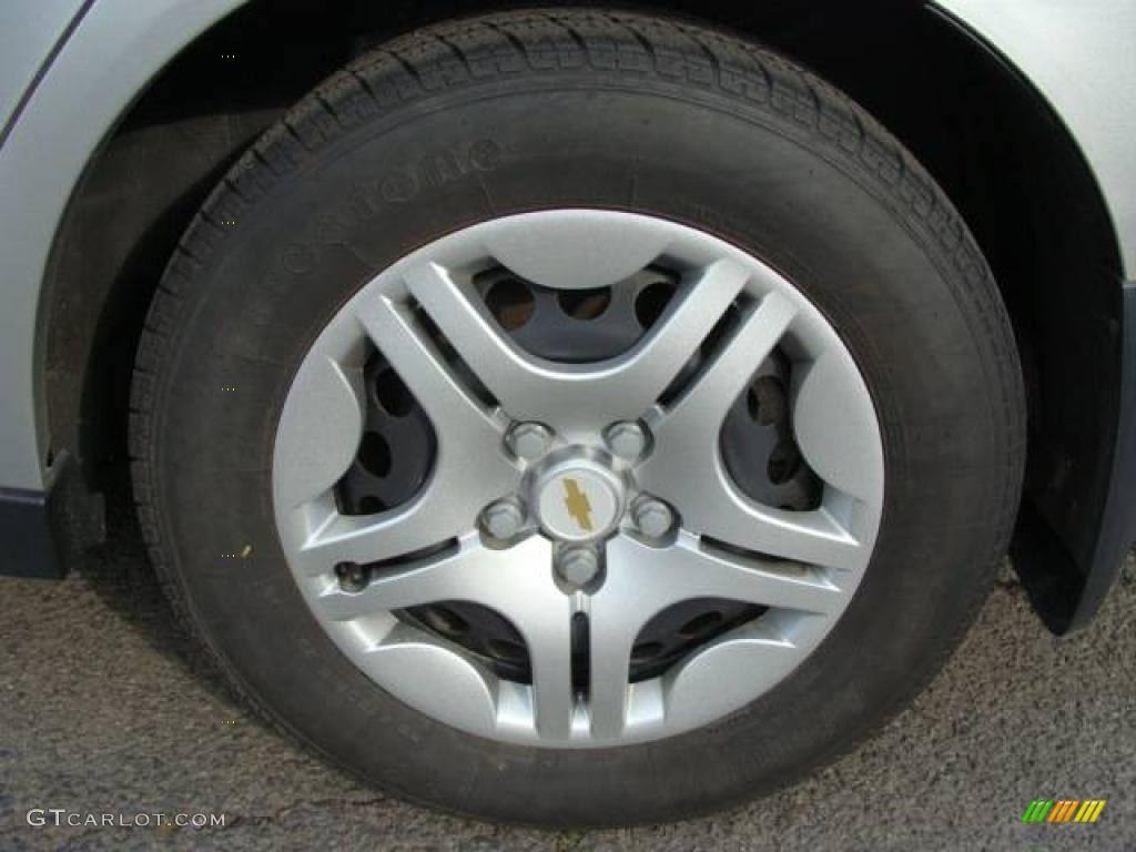 2006 Malibu LS Sedan - Silverstone Metallic / Titanium Gray photo #14