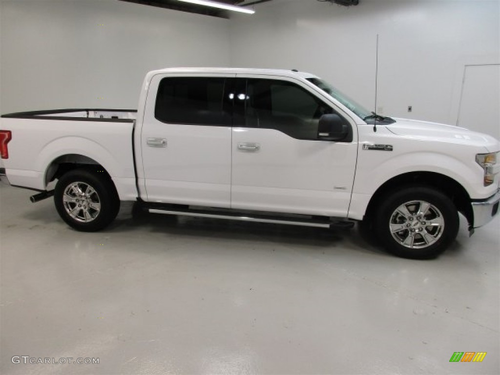 2016 F150 XLT SuperCrew - Oxford White / Medium Earth Gray photo #12