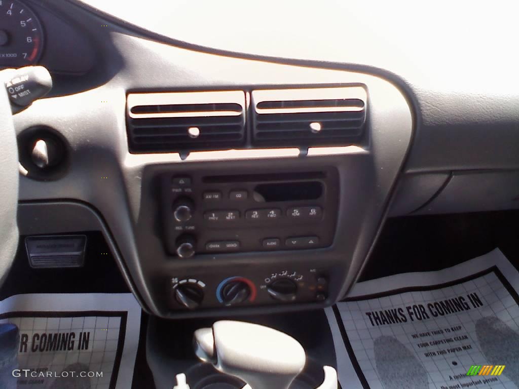 2002 Cavalier Coupe - Indigo Blue Metallic / Graphite photo #11