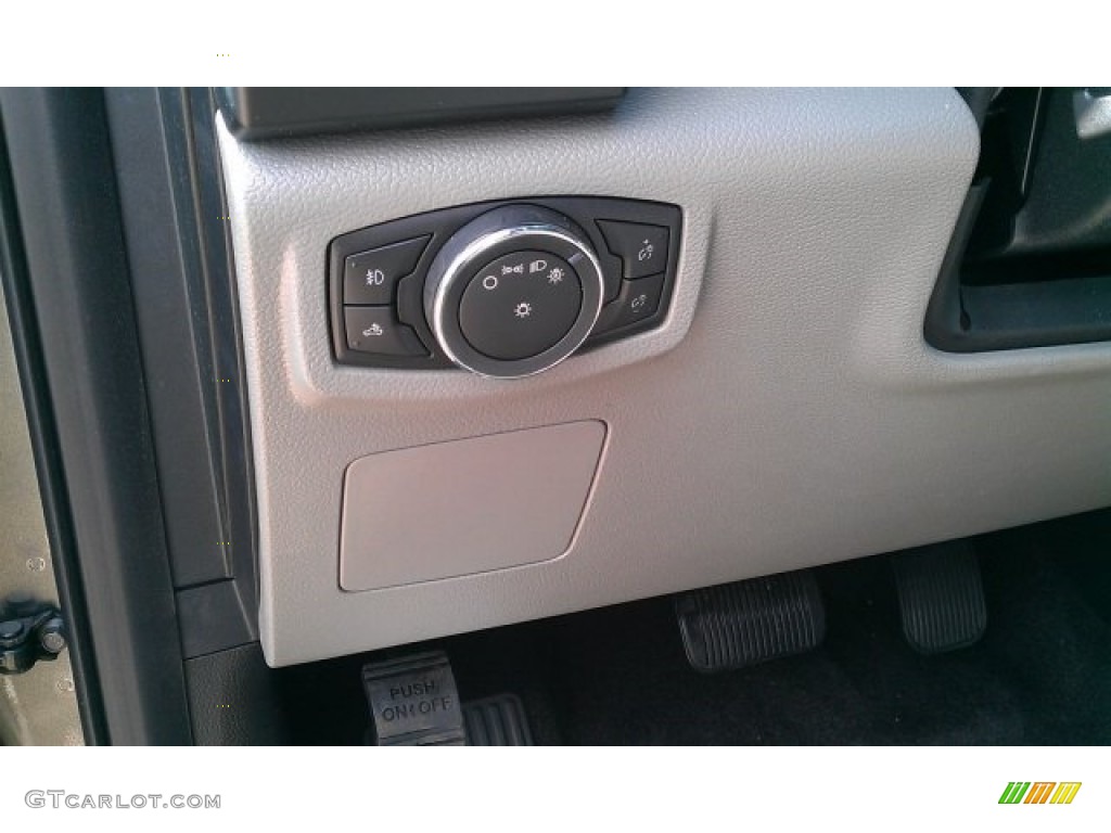 2016 F150 XL SuperCrew - Magnetic / Medium Earth Gray photo #20