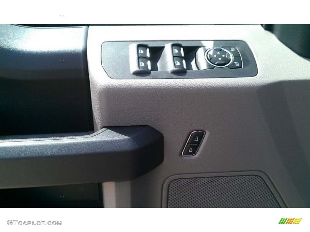 2016 F150 XL SuperCrew - Magnetic / Medium Earth Gray photo #21