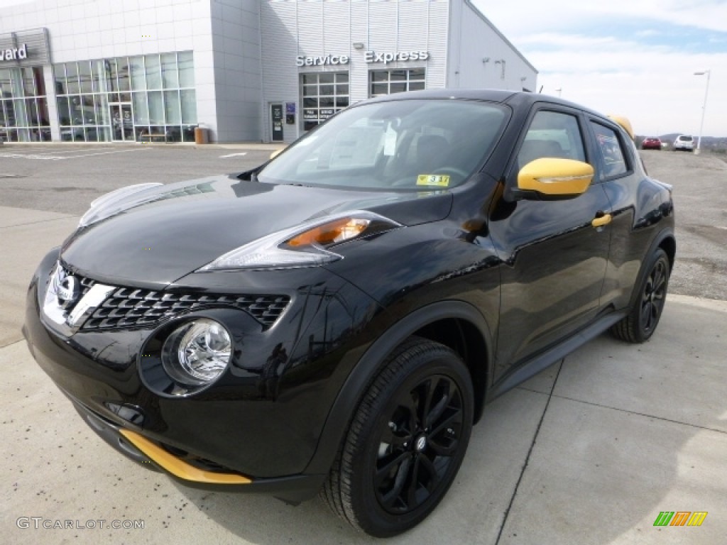 2016 Juke Stinger Edition AWD - Super Black / Stinger Edition Black/Yellow photo #12