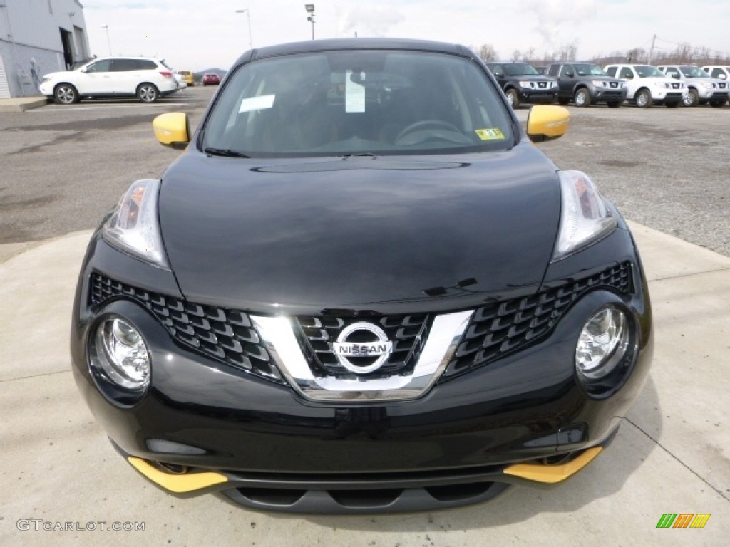 2016 Juke Stinger Edition AWD - Super Black / Stinger Edition Black/Yellow photo #13