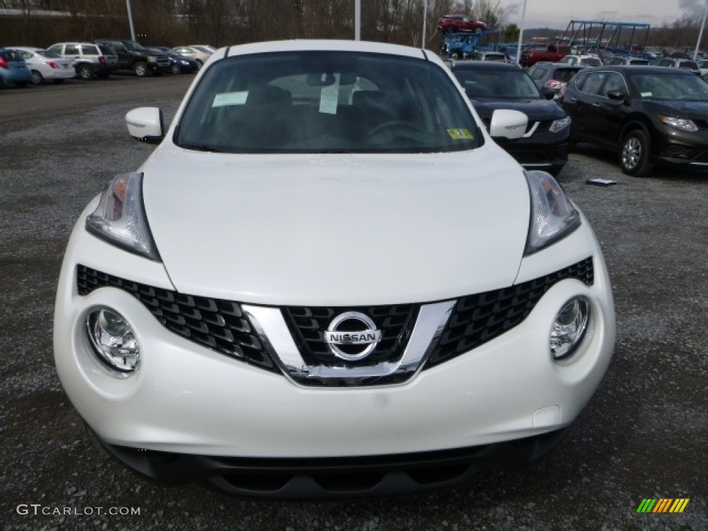 2016 Juke S AWD - Pearl White / Black/Silver photo #13