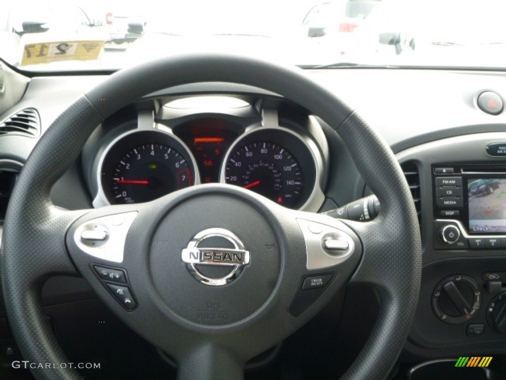 2016 Juke S AWD - Pearl White / Black/Silver photo #19