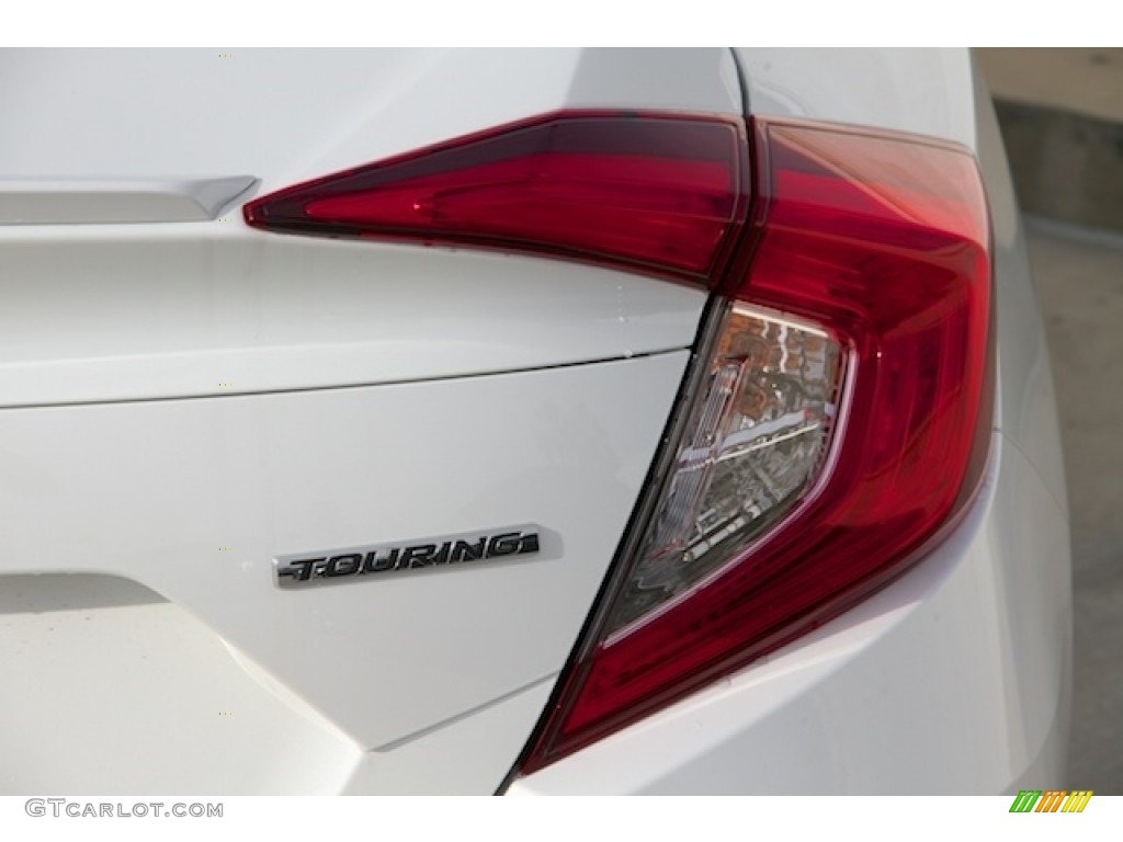 2016 Civic Touring Sedan - White Orchid Pearl / Ivory photo #4