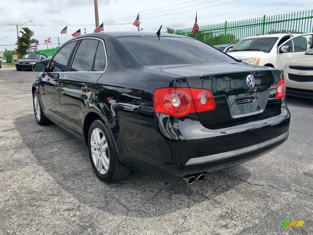 2007 Jetta Wolfsburg Edition Sedan - Black / Pure Beige photo #39