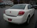 2008 Cream White Saturn Aura XR  photo #4