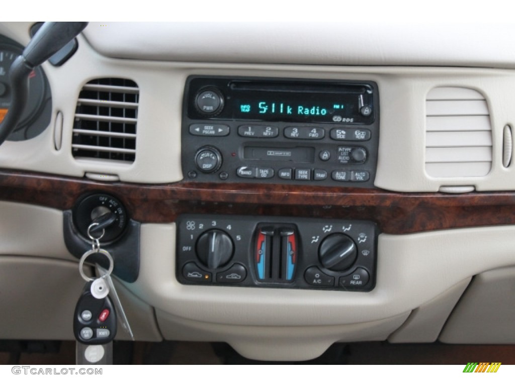 2002 Impala  - White / Neutral photo #12