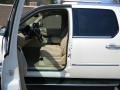 White Diamond - Escalade ESV AWD Photo No. 18