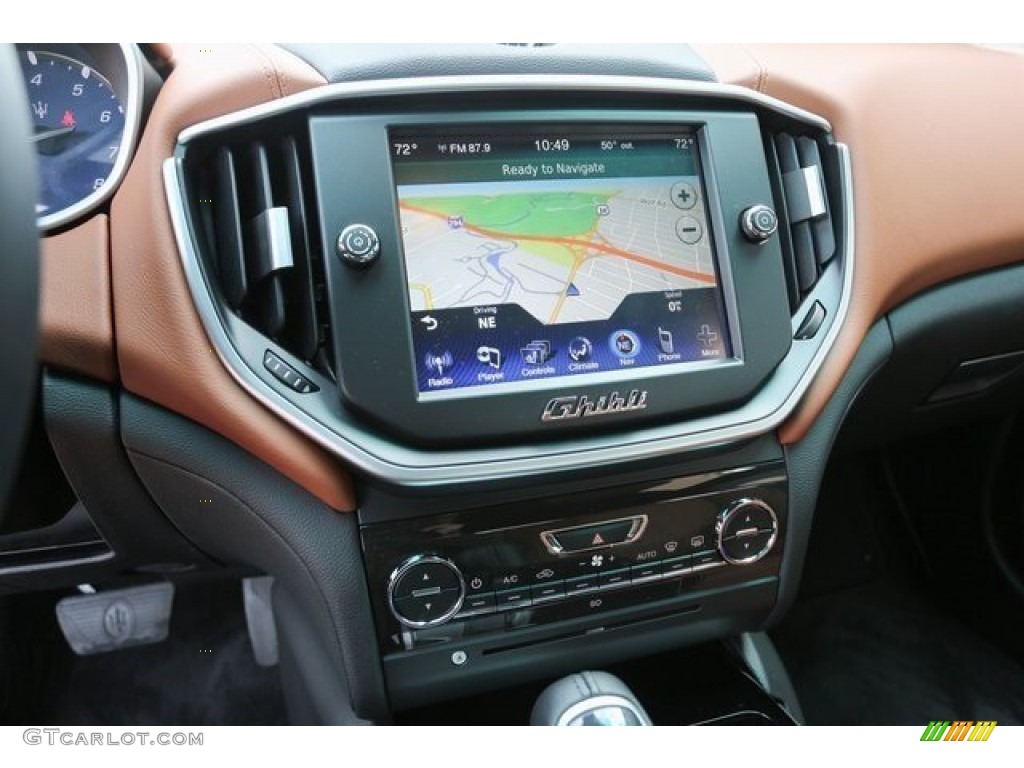 2016 Maserati Ghibli S Q4 Controls Photo #111520574