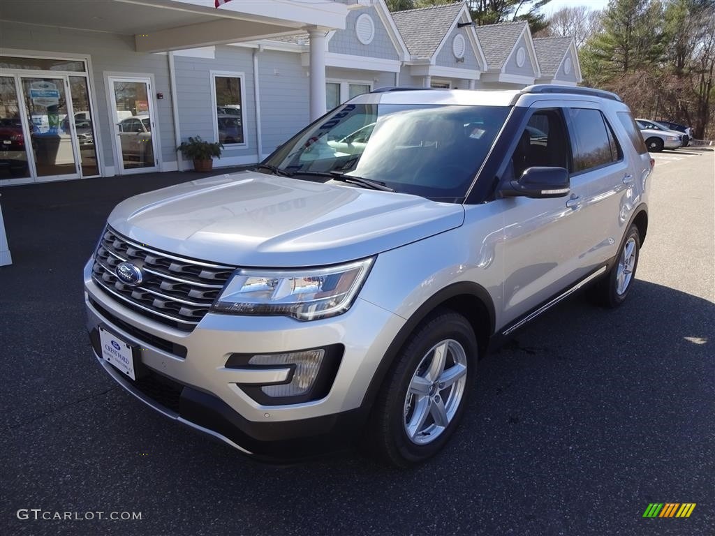 2016 Explorer XLT 4WD - Ingot Silver Metallic / Ebony Black photo #3