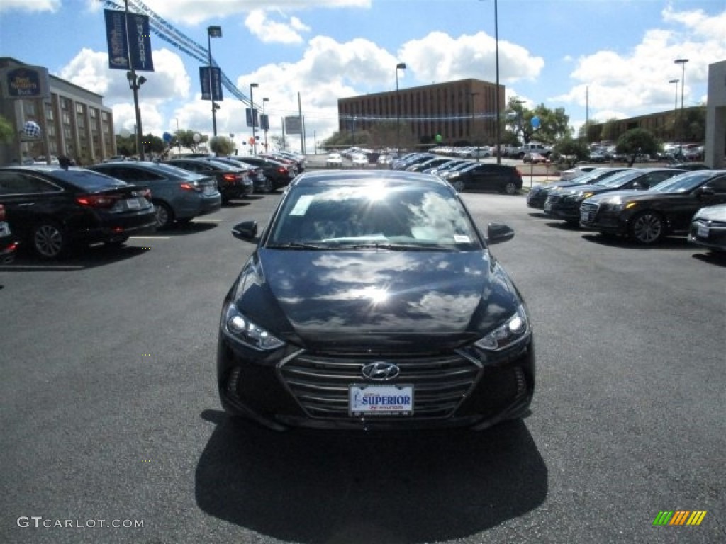 2017 Elantra Limited - Black / Gray photo #2