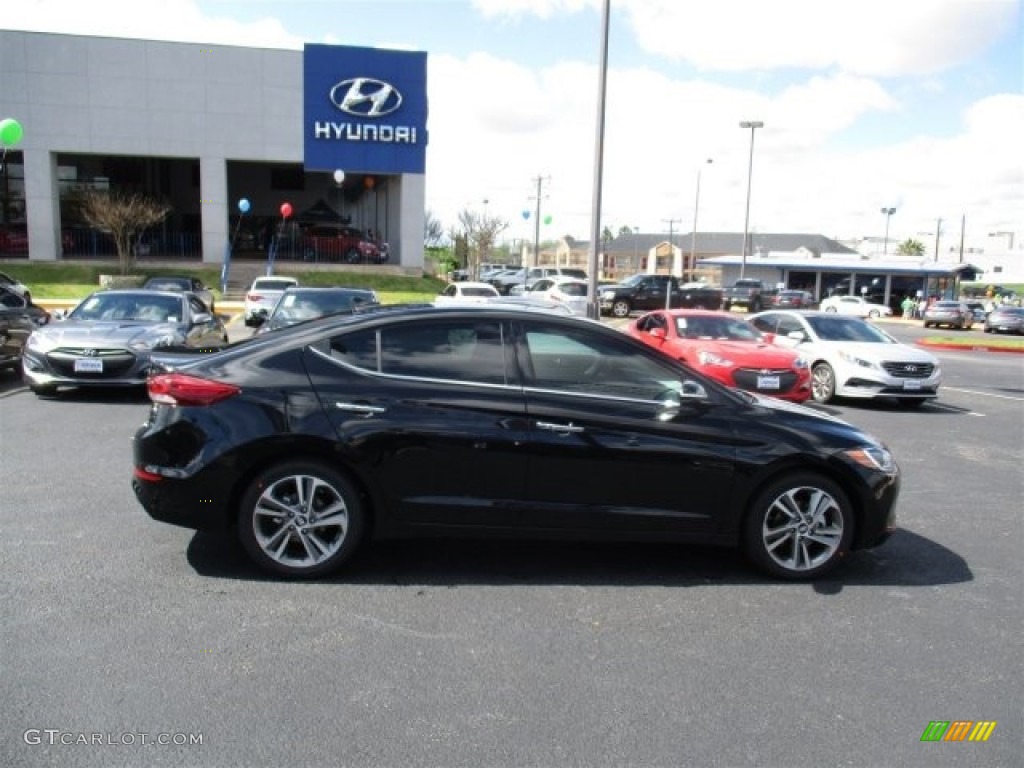 2017 Elantra Limited - Black / Gray photo #8