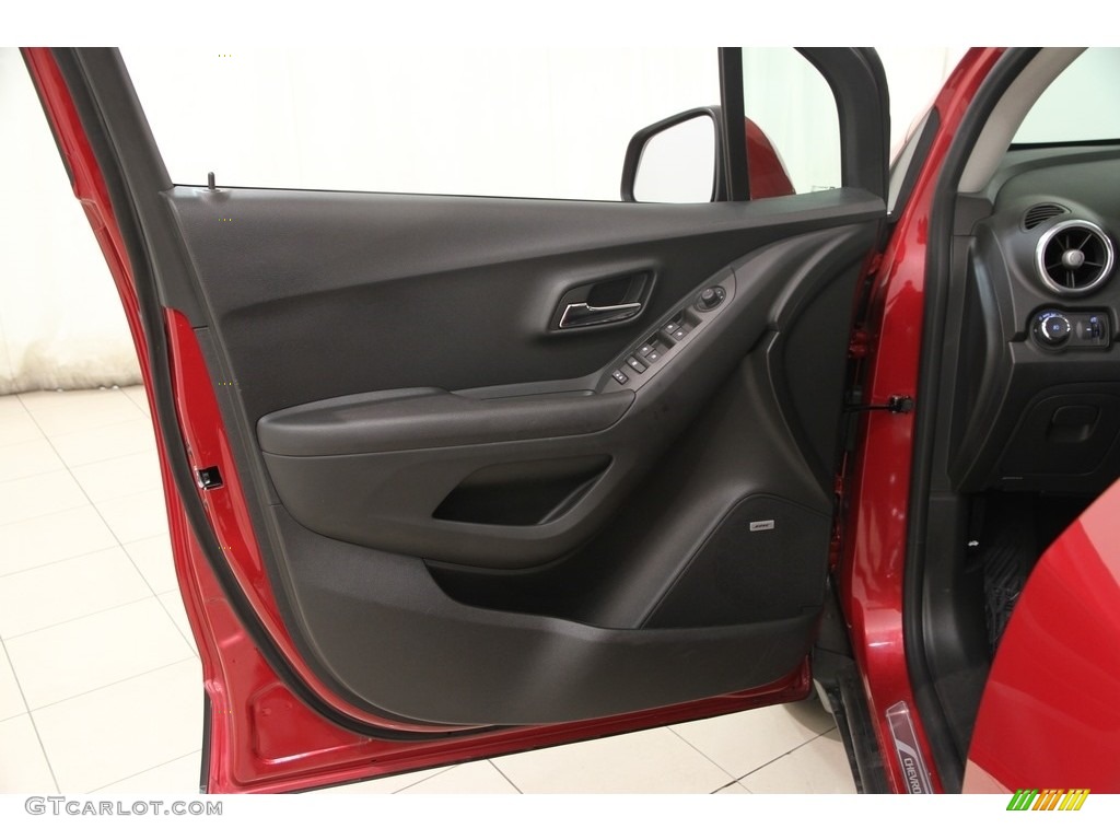 2015 Trax LTZ - Ruby Red Metallic / Jet Black photo #4