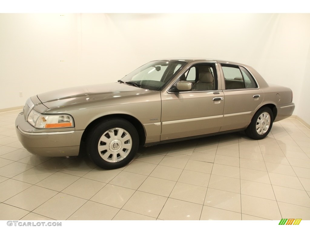 2004 Grand Marquis LS - Arizona Beige Metallic / Medium Parchment photo #3