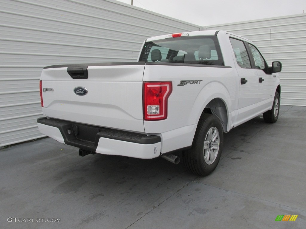 2016 F150 XL SuperCrew - Oxford White / Medium Earth Gray photo #4