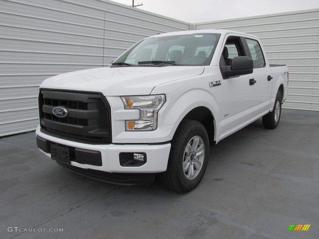 2016 F150 XL SuperCrew - Oxford White / Medium Earth Gray photo #7