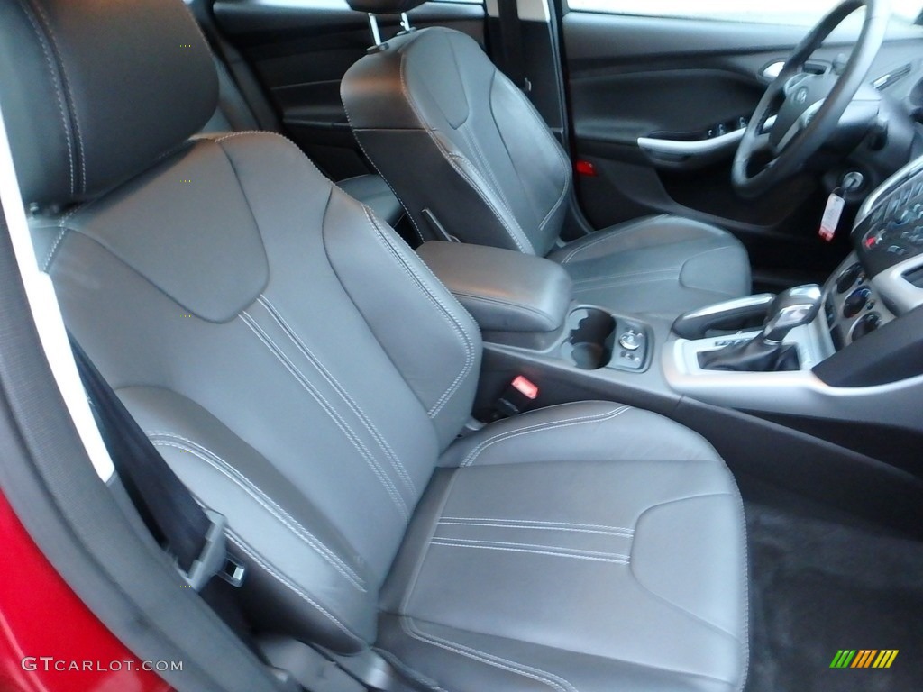 2014 Focus SE Sedan - Ruby Red / Charcoal Black photo #10