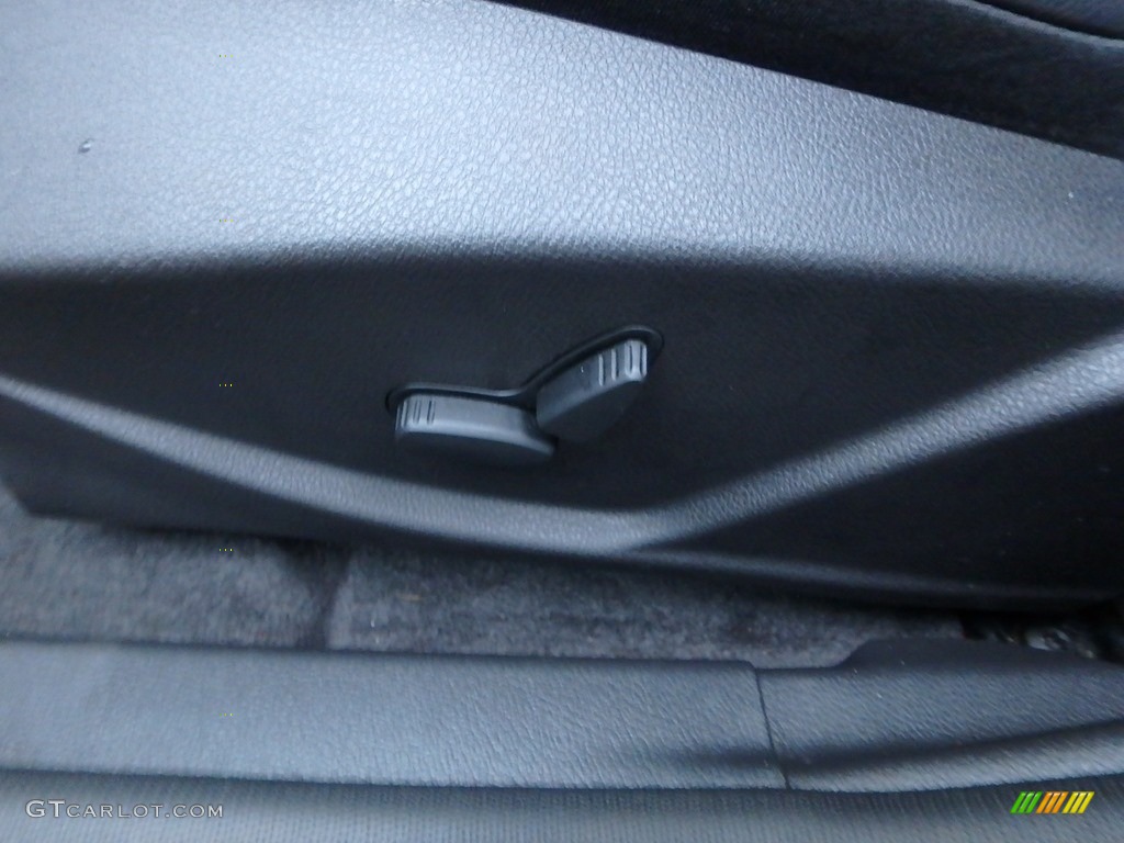 2014 Focus SE Sedan - Ruby Red / Charcoal Black photo #20