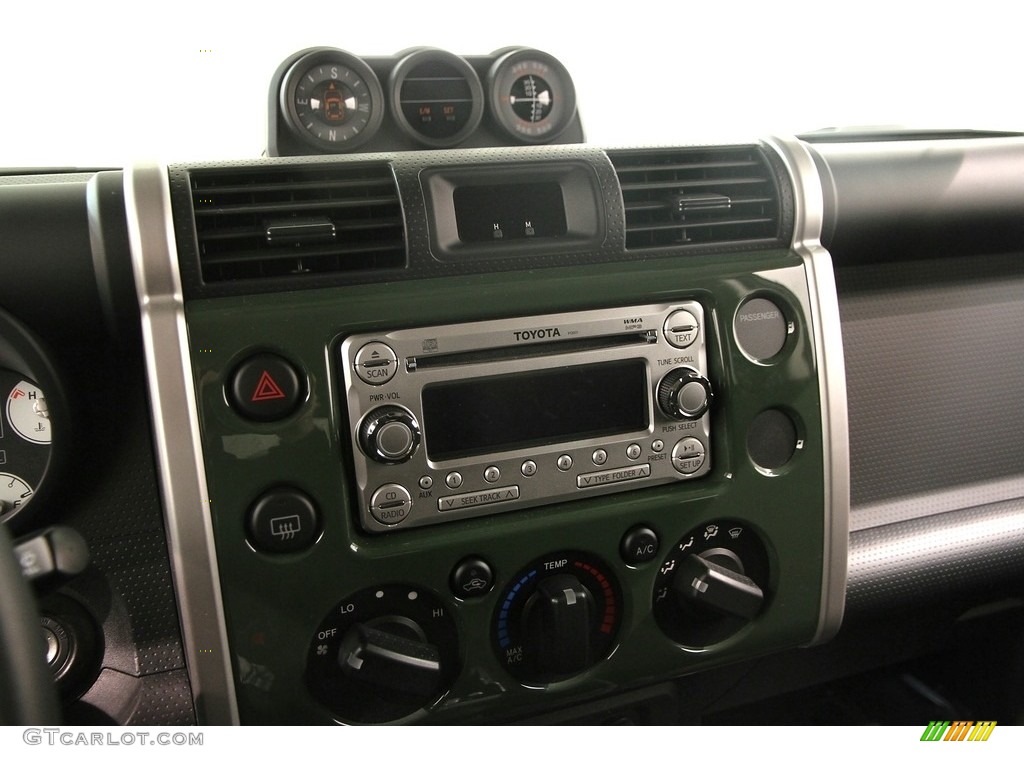 2014 FJ Cruiser 4WD - Army Green / Dark Charcoal photo #10